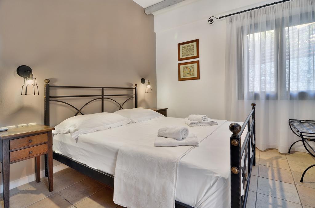 Niriides Luxury Apartments Sívota Quarto foto