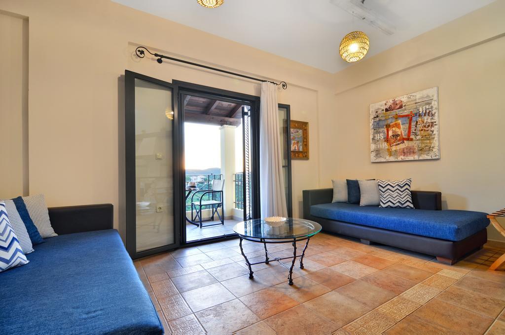 Niriides Luxury Apartments Sívota Quarto foto